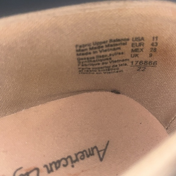 3/$15. Ladies Flats 11 - Picture 3 of 7